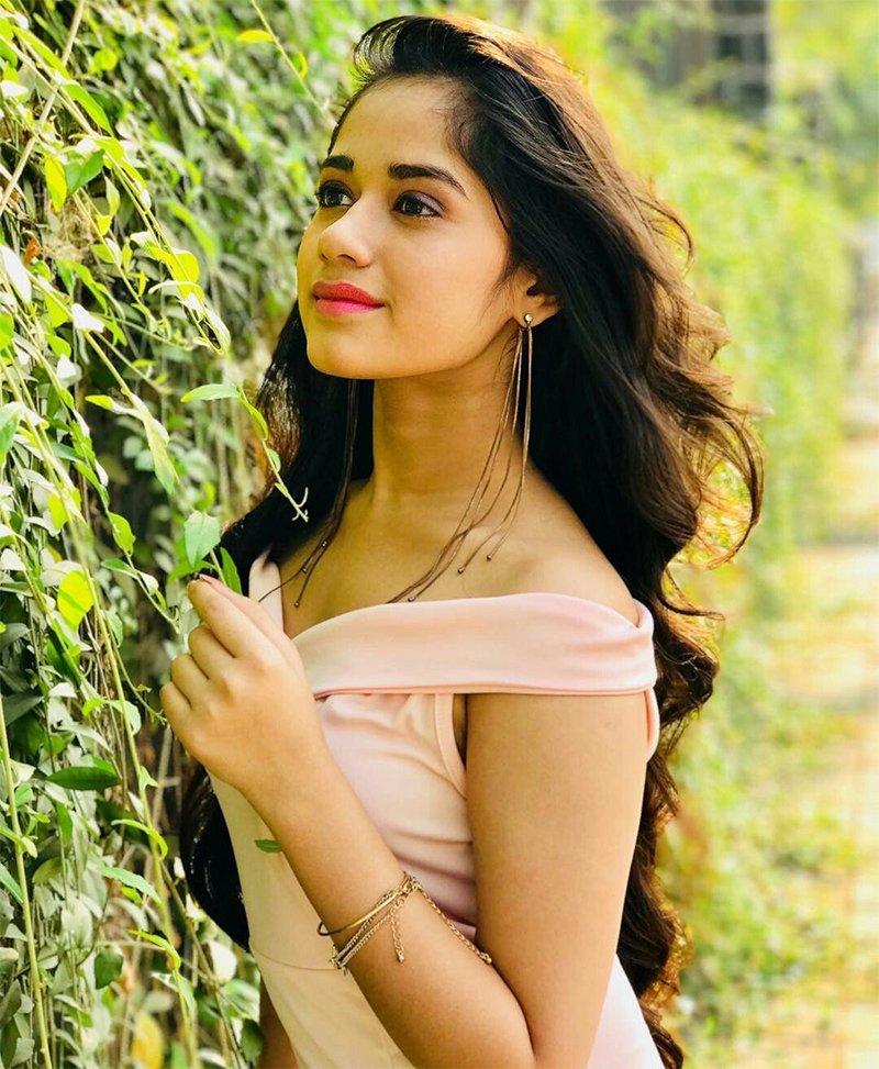 Jannat Zubair Xxx - Tu Aashiqui Makers Order 16-Yr-Old Jannat To Kiss, Mother Lashes Out