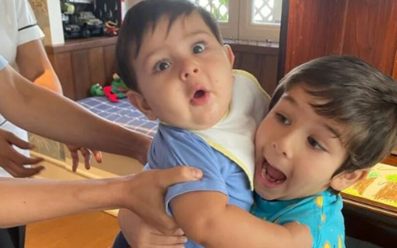 Aww, So Cute! Taimur Ali Khan Protects Baby Brother Jeh As He Holds Him In His Arms In This Playful PHOTO; Fans Say ‘Mashallah