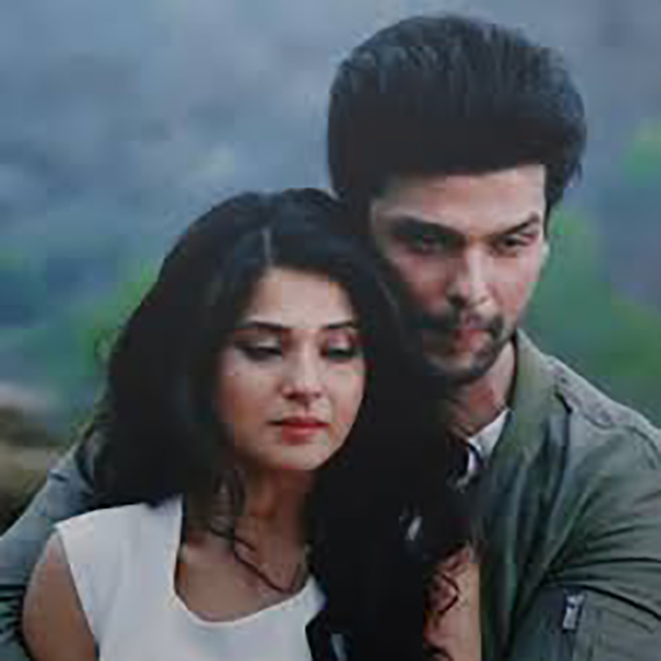 jennifer winget  kushal tandon in a still from beyhadh