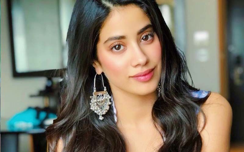 How To Use Janhvi Kapoor's Go-To DIY Ingredient, Amla, In Your Skin And Hair Recipes