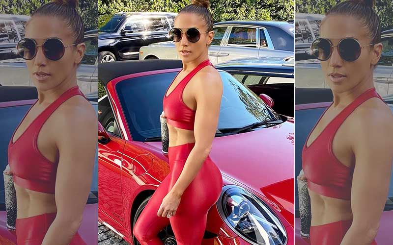 Jennifer Lopez Oozes Hotness In A Sexy Red Outfit As She Celebrates Christmas In ‘Warm’ Miami