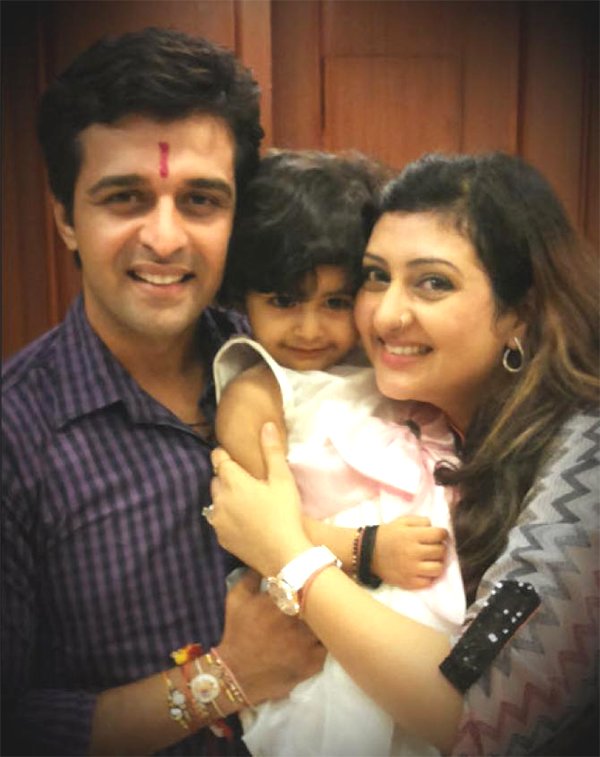 juhi sachin with daughter