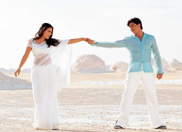 kajol and shah rukh khan in kabhi khushi kabhi gham