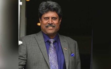 Kapil Dev's First Picture From The Hospital After Suffering A Heart Attack Surfaces Online; Dev Flashes Double Thumbs Up With Daughter By His Side