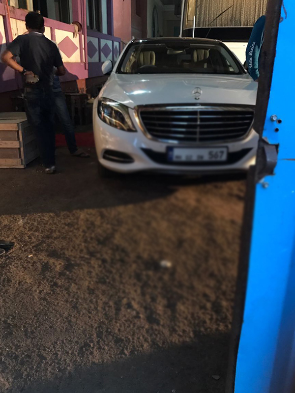 kapil sharma car