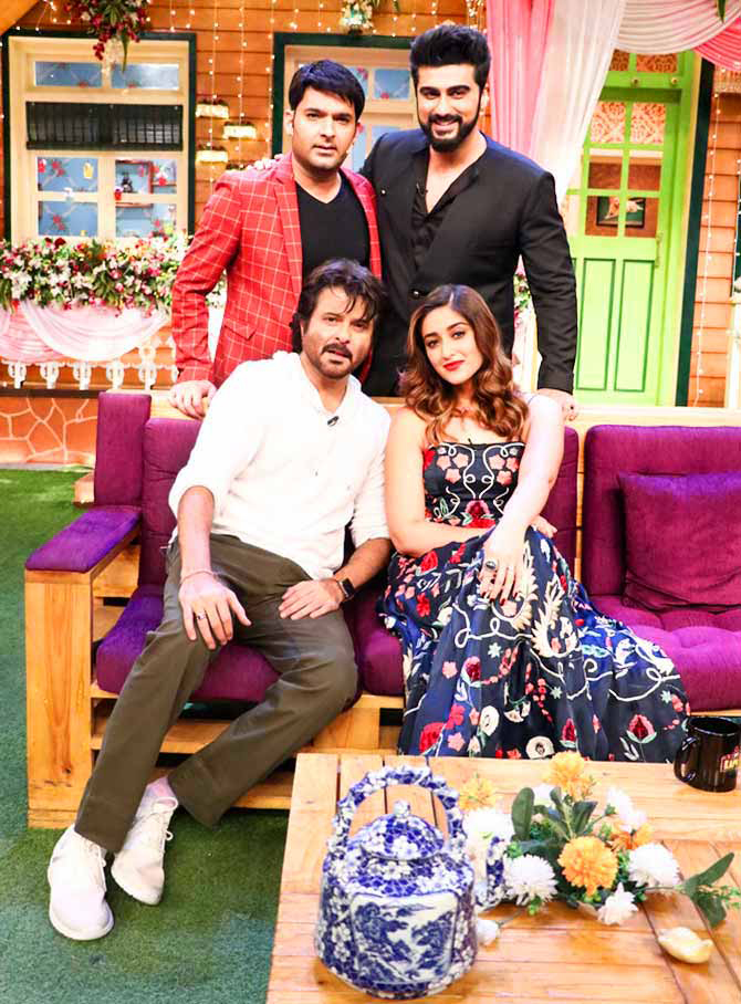 kapil sharma with team mubarakan