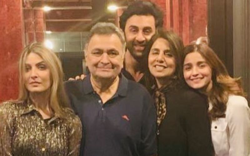 Alia Bhatt Dedicates Her Filmfare Award To In-Laws Neetu Kapoor And Rishi Kapoor; Says, ‘Their Blessing Is Always With Me’