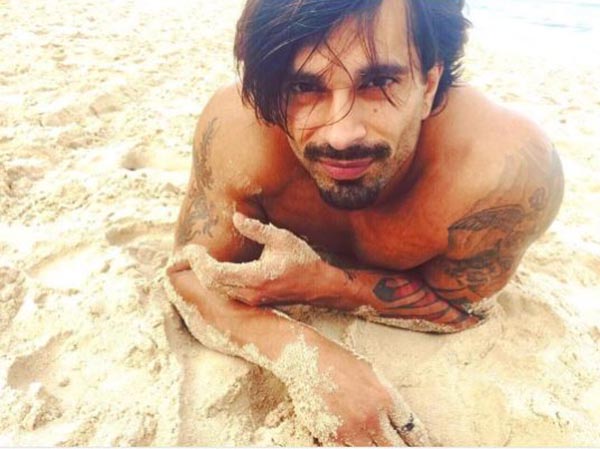 karan singh grover has several tattoos