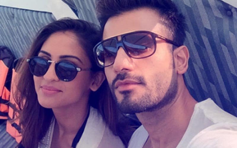 Here’s How Krystle D’Souza Reacted When Karan Tacker Almost Kissed A Male Friend
