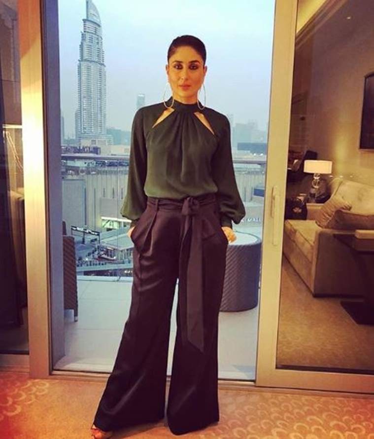 Kareena Kapoor Poses For Shutterbugs