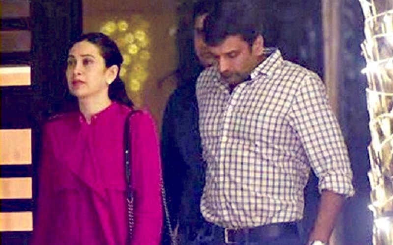 Karisma Kapoor’s LOVER Sandeep Toshniwal FINALLY Gets Divorced From Wife