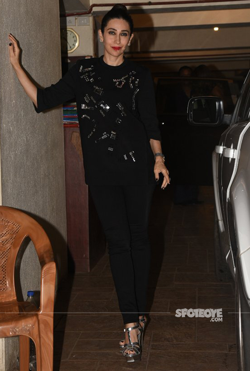 karisma kapoor at kareena birthday bash