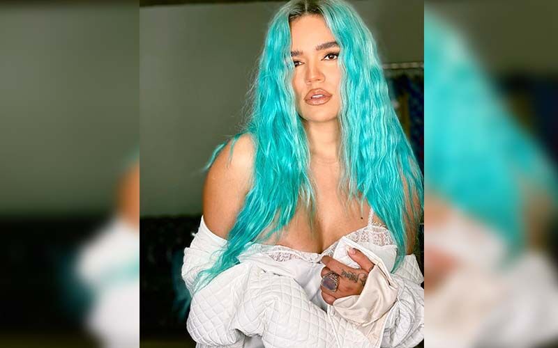 Karol G FALLS From Stairs Mid-Performance At Miami Concert, Twitter Says She ‘F**ked Herself Up’