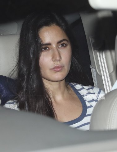 katrina kaif at galaxy apartments