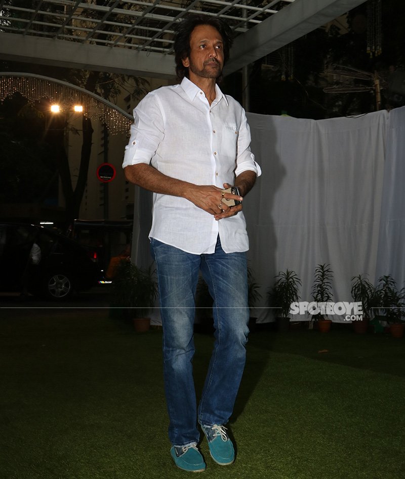 kay kay menon at neeraj vora s prayer meet