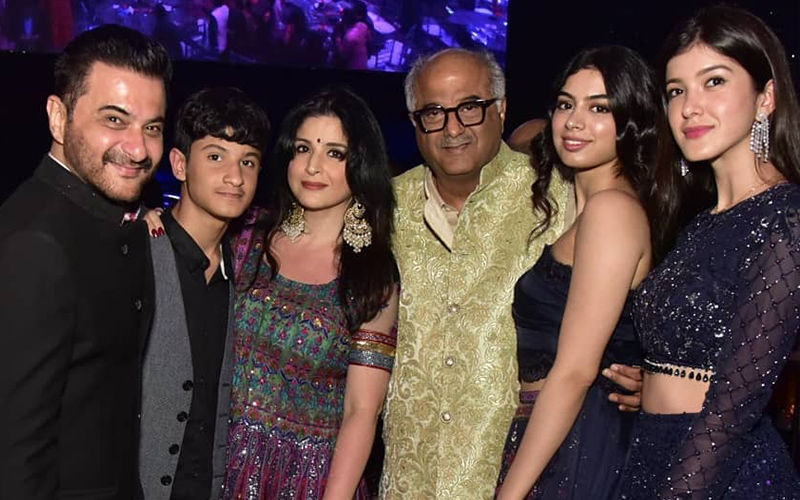 Sridevi's Family, Boney Kapoor, Sanjay Kapoor With Khushi Kapoor And Shanaya Kapoor Attend The Late Actor's Friend's Family Wedding