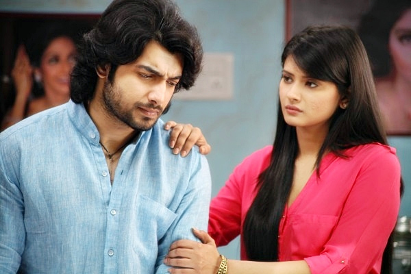 kritika sengar and ssharad malhotra in kasam teri pyaar ki