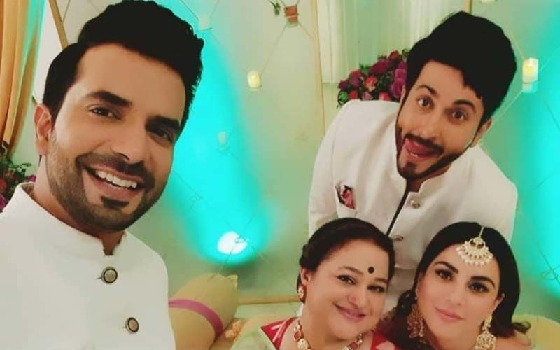 4 Years Of Kundali Bhagya: Shraddha Arya, Dheeraj Dhooper And Others Celebrate In Style; Actress Calls It A 'Dream' -See PICS