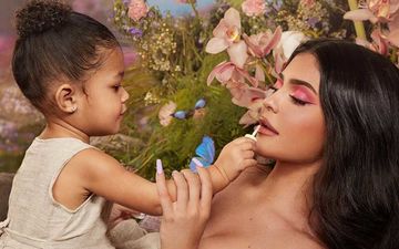 Coronavirus Lockdown: Kylie Jenner’s Daughter Stormi Is Bubbling Through Quarantine Storm, Literally