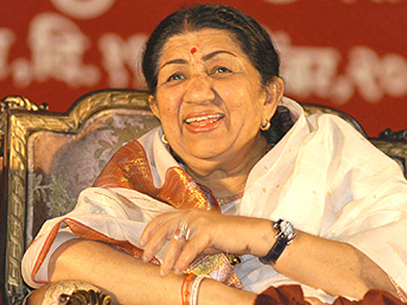 lata mangeshkar at an event