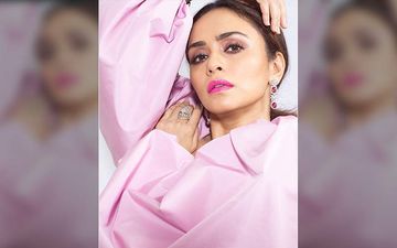 Lokmat Most Stylish Awards 2019: Most Stylish Female Actor For Her Contribution In Regional Cinema Is Amruta Khanvilkar