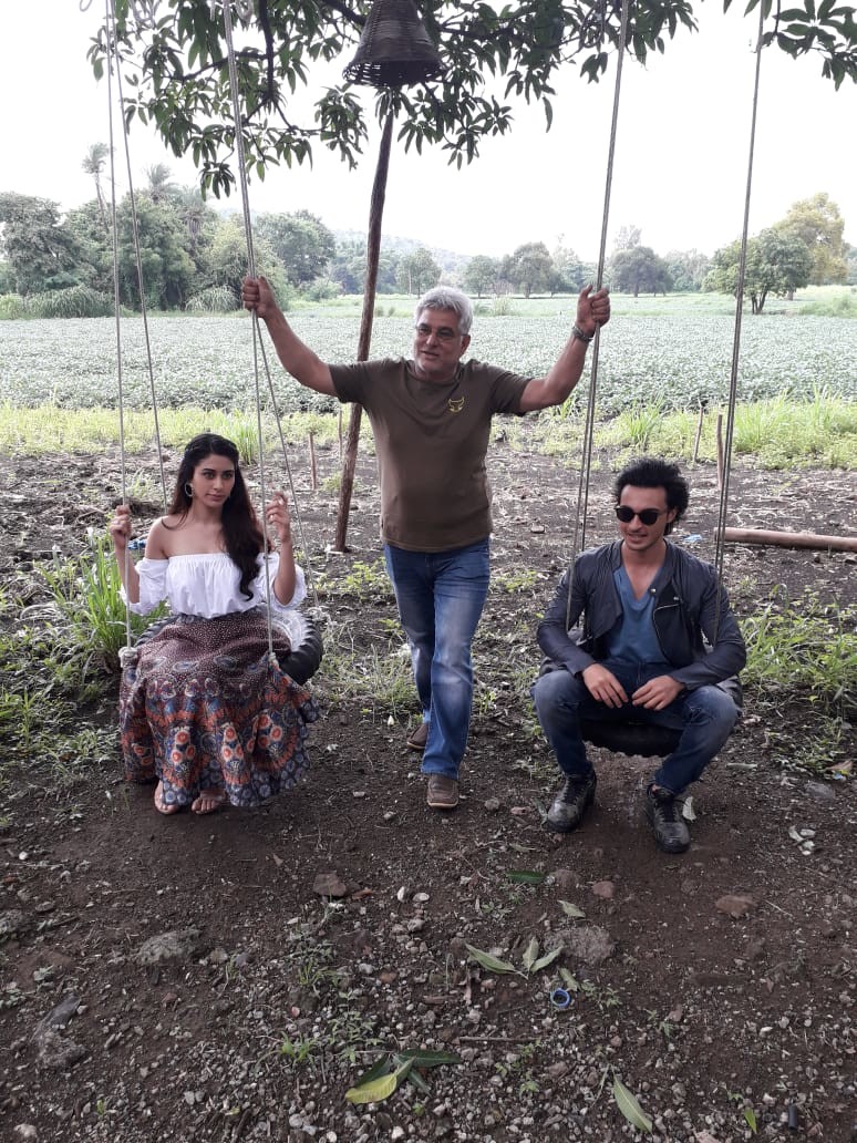 loveratri loveratri