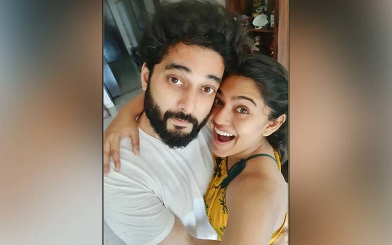 Mrunmayee Deshpande's Enjoys Giving Couple Goals On Social Media With Husband Swapnil Rao
