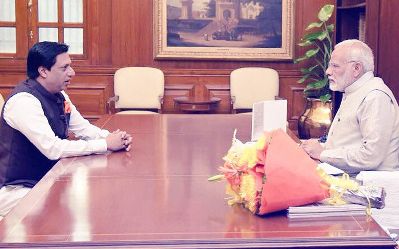 PICS: Madhur Bhandarkar Meets Prime Minister Narendra Modi