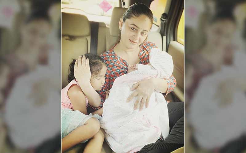 Mahhi Vij Shares An Oh-So-Adorable Photo With Her Two Beautiful Daughters