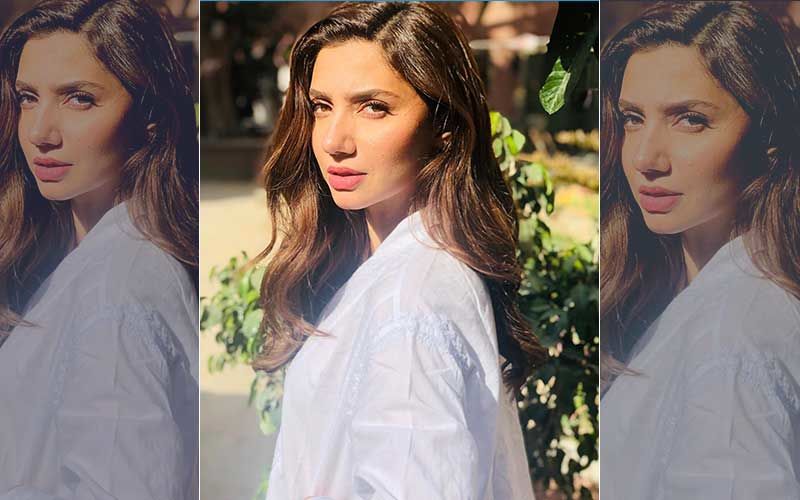 Mahira Khan Hits Back At Pakistani Actor For Calling Her “Overaged And A Mediocre Model”