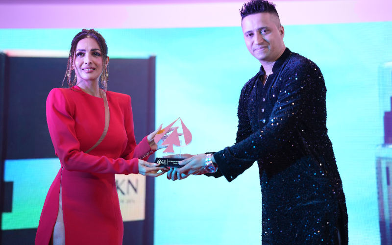EXCLUSIVE! Malaika Arora Honours Faizan Ansari At ACE Influencers Awards 2022-See PICS