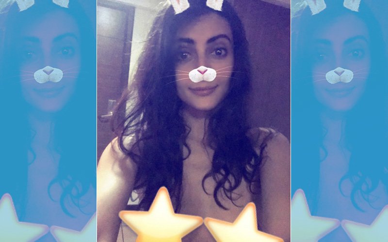 Mandana Karimi Goes Topless, Posts A BOLD Picture On Instagram