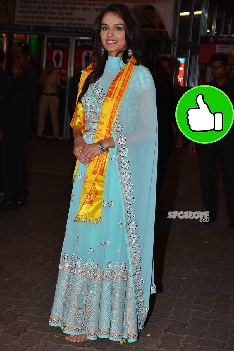 manushi chillar at siddhivinayak temple