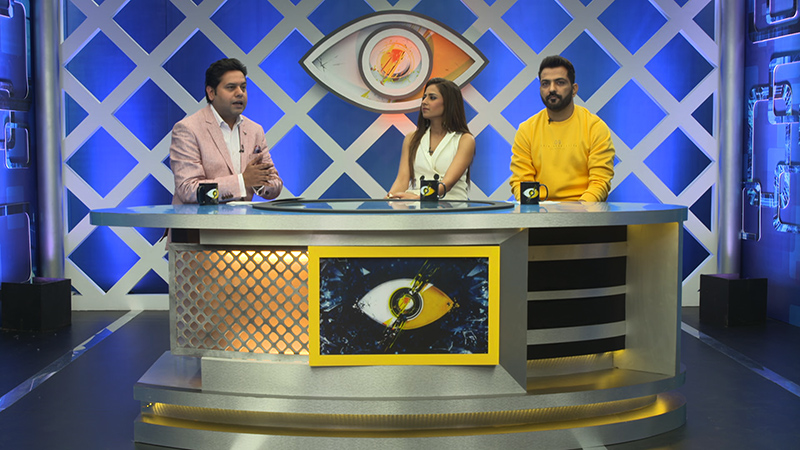 manveer gujar in the panel discussion on bigg boss 11