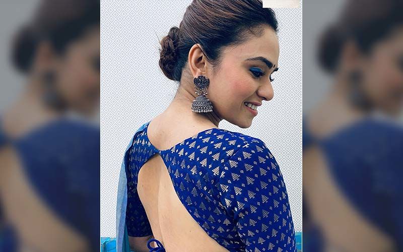Amruta Khanvilkar Redefines Grace In The Whole Six Yards For Her New Photoshoot