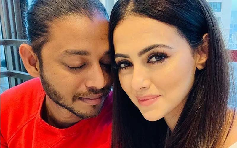 After Breaking Up with Melvin Louis, Sana Khaan Takes A Dig At Him, Says The Waiter Looks Better Than Him