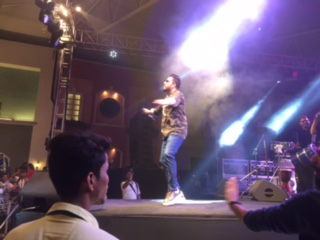 mika singh performing on stage