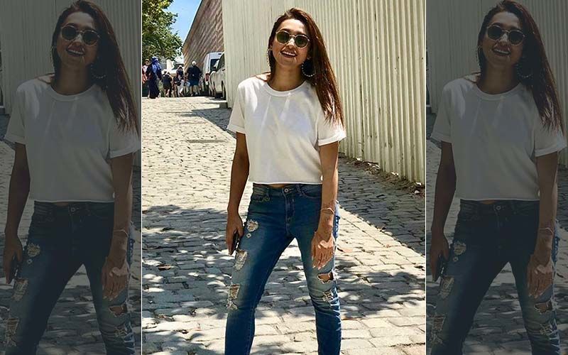 Mimi Chakraborty’s Casual Style Is Both Comfortable And Glamorous, Shares Pic On Instagram