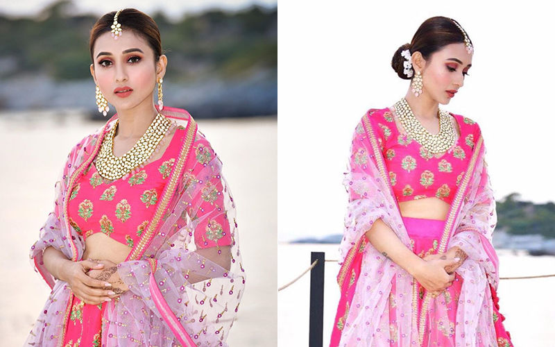 Mimi Chakraborty’s Stunning Pink Lehanga is Unlike Any Other You’ve Seen; Check Pics Here