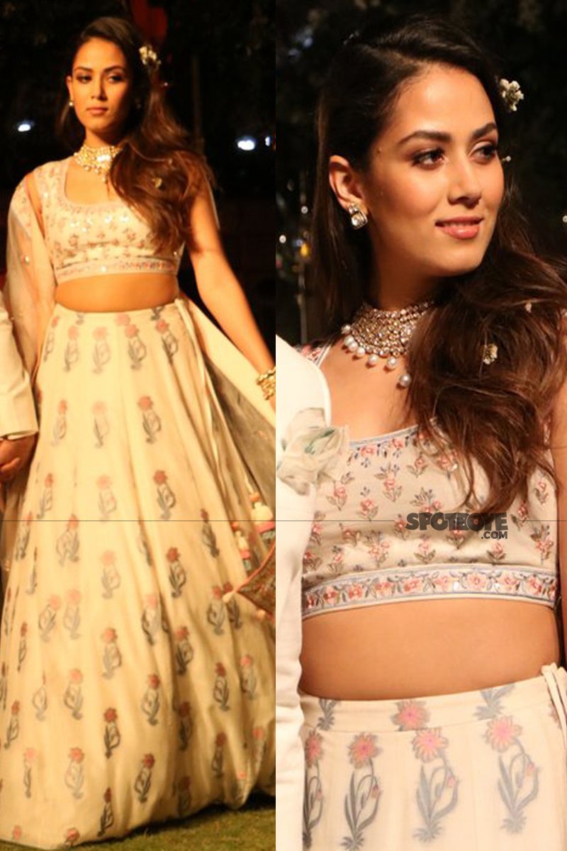 mira rajput at the lakme fashion week