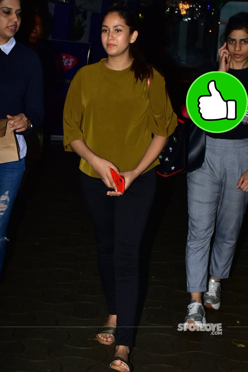 mira rajput snapped outside cafe