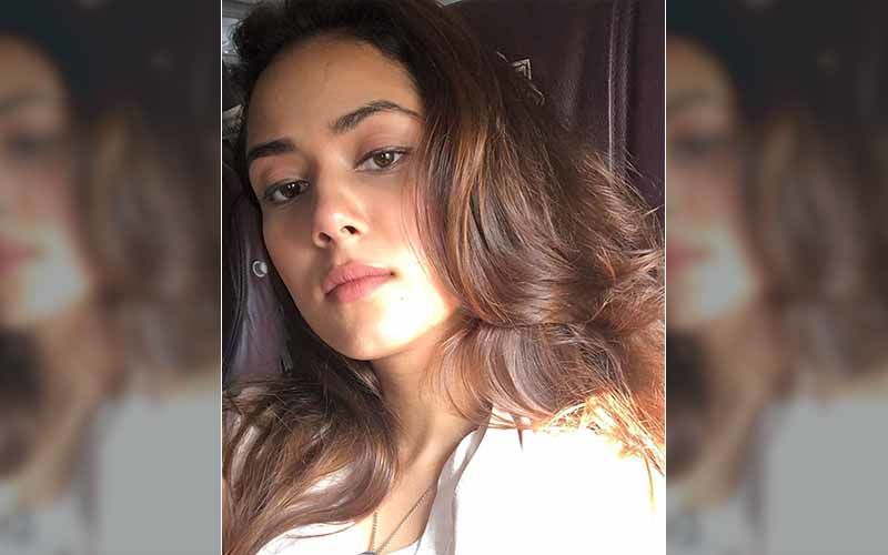 Mira Rajput Shares Throwback Pictures On Instagram, Fans Say 'You Look Like A Child’