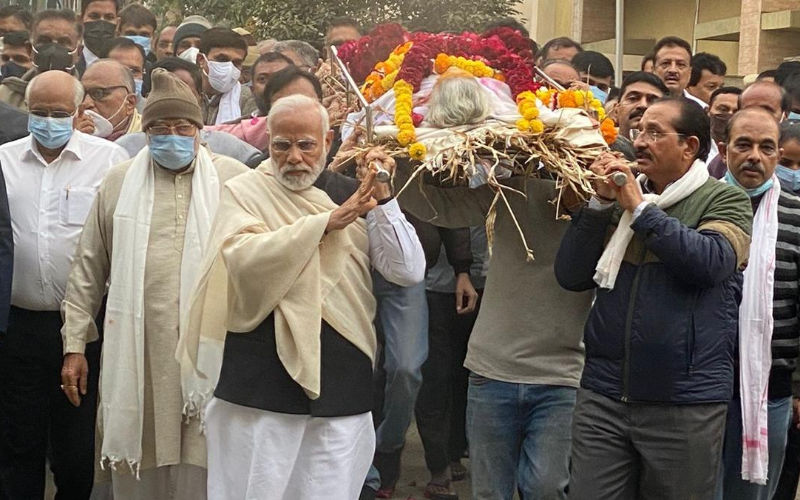 PM Narendra Modi’s Mother Heeraben Modi DIES At The Age Of 100, PM Carries Mortal Remains Of His Late Mother-See PICS From Last Rites