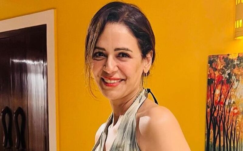 Mona Singh Wins An Award For Acting Excellence In A Female Supporting Role Category At The TOIFA OTT Edition 2023!