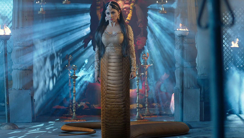 mouni roy as shivanya in naagin