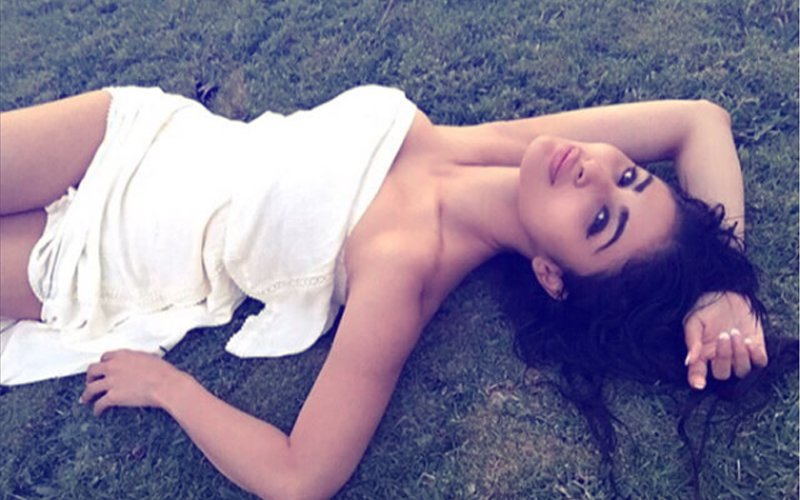 Sizzling Hot: Mouni Roy Is A Vision In White