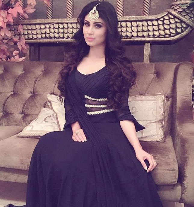 mouni roy