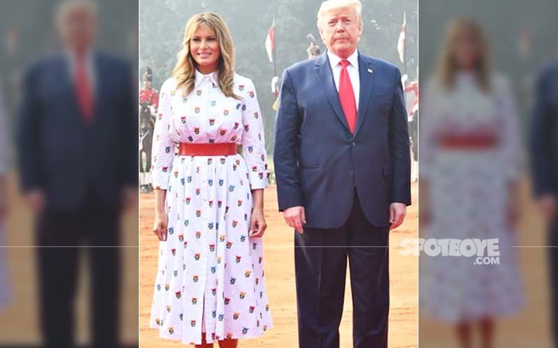 Donald Trump And Melania Trump Awkwardly Pose Against The Taj Mahal During India Visit - PICS