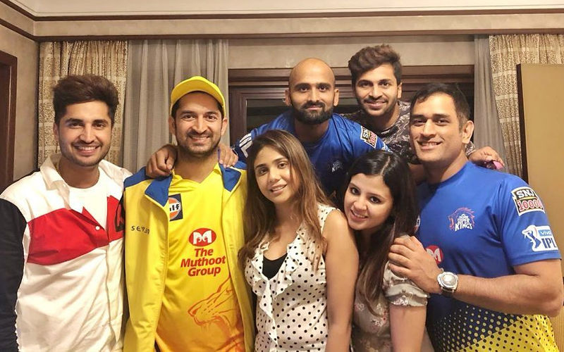 Great Fun! Jassie Gill's Rendevouz With Dhoni, CSK Lads is a Runaway Hit on Internet