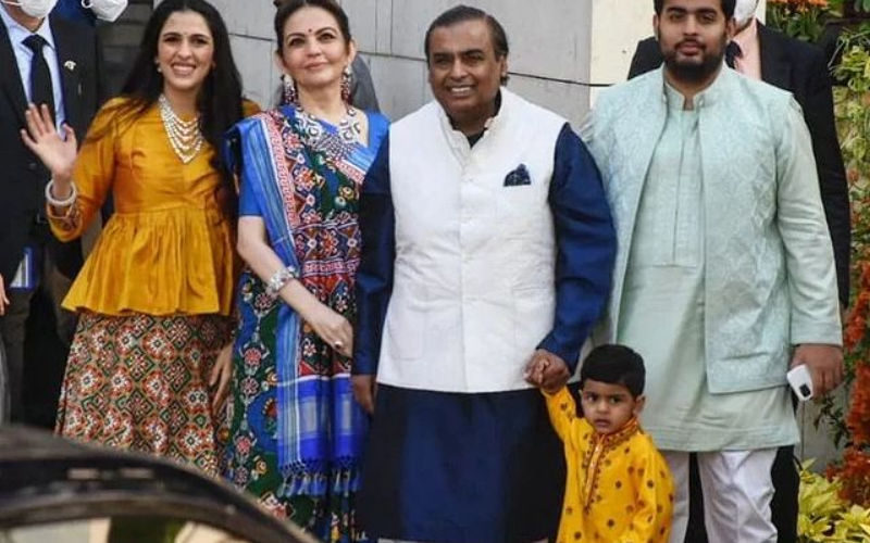 Nita Ambani Turns Heads As She Dons A Gorgeous Hand Embroidered Silk  'Marodi' Suit With Patan Patola 'Dupatta' And Costs A Whooping Rs. 87000